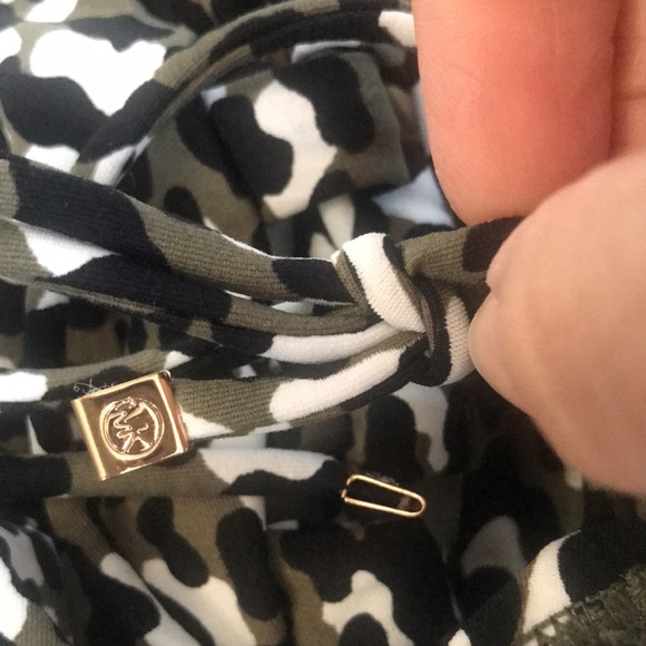 Michael Kors Women's Thora Leopard-Print Lace-Up One-Piece Swimsuit Size 6 - Picture 6 of 13